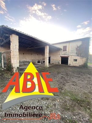 maison-villa à la vente -   79000  NIORT, surface 197 m2 vente maison-villa - APR679434